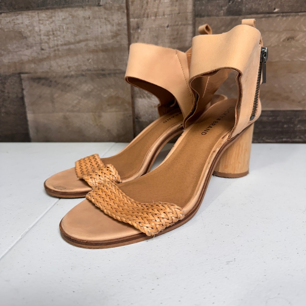 Lucky Brand Sandals Womens 8 Tan Woven Leather Wood Block Heel Pomee Boho Travel